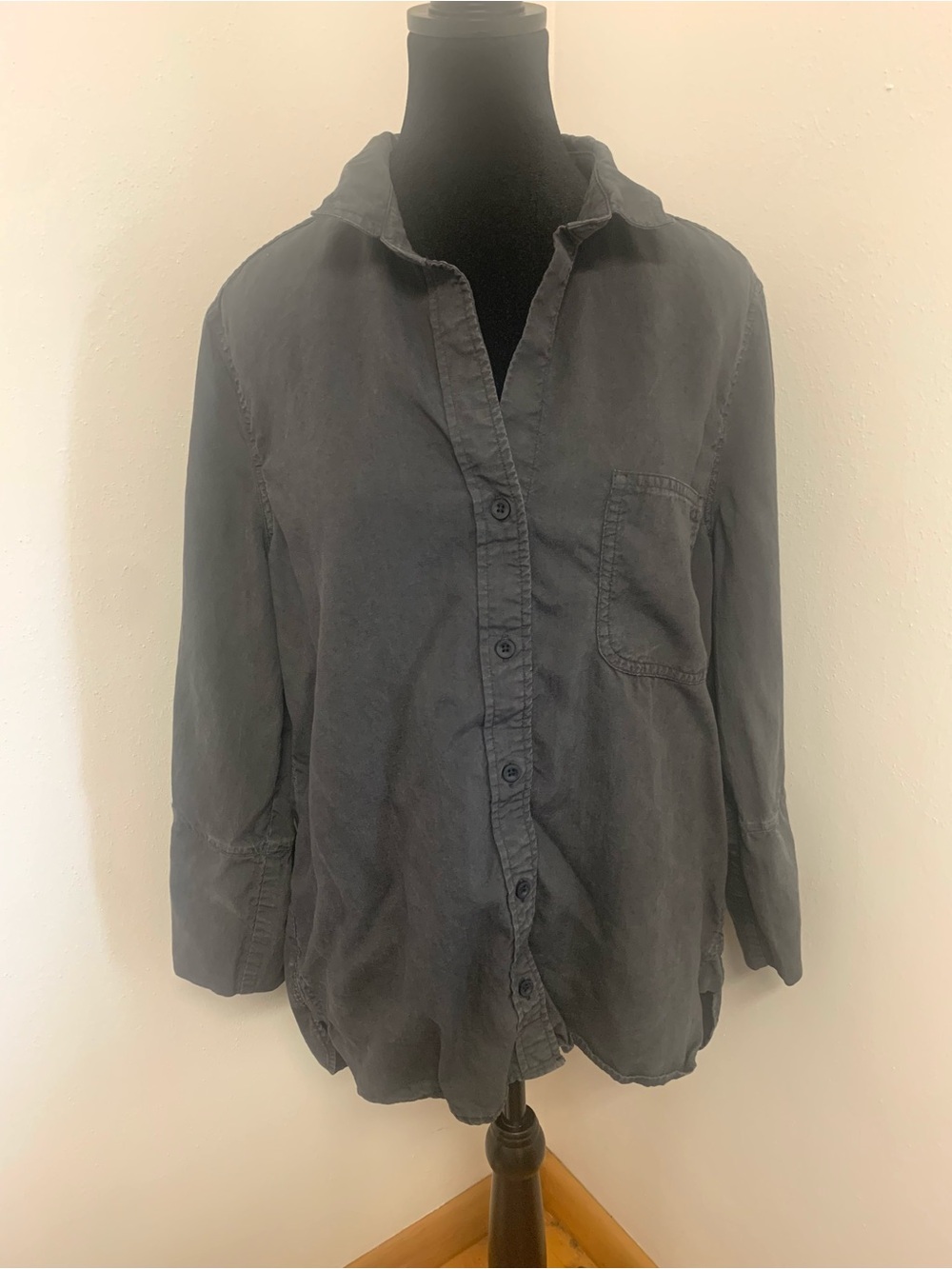 cloth & stone Anthropologie button down shirt